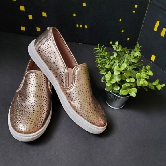 champagne color loafers